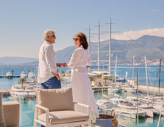Exclusive Penthouses | For Families & Friends